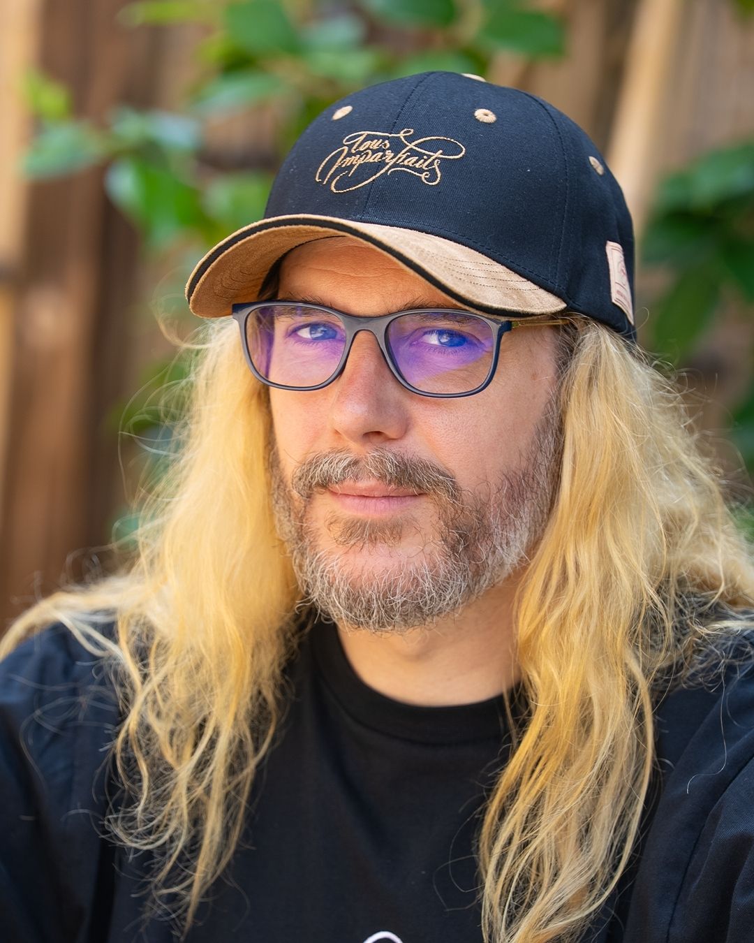 Casquette noire porté par Tev Ici Japon