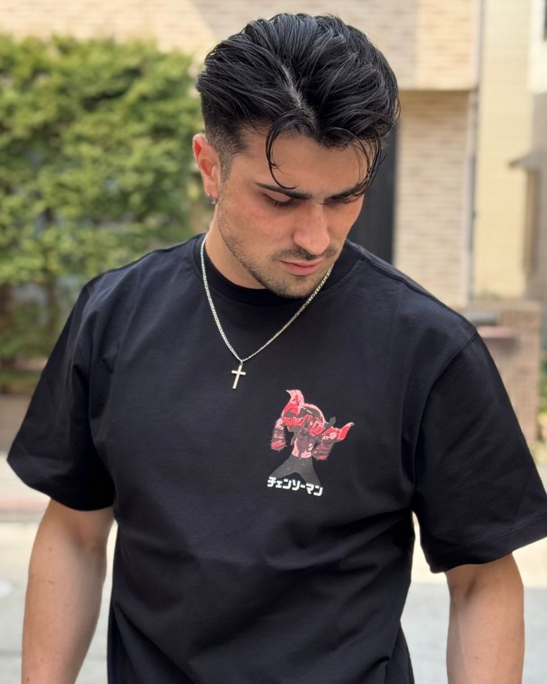 T-shirt Denji black pris de face, de la marque Tous Imparfaits, en collaboration avec Crunchyroll