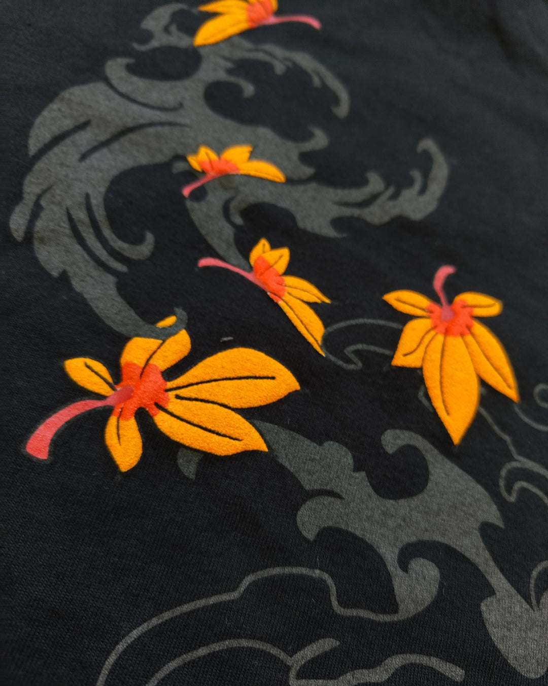 T-shirt momiji - Black [Concours - 3 Participations]