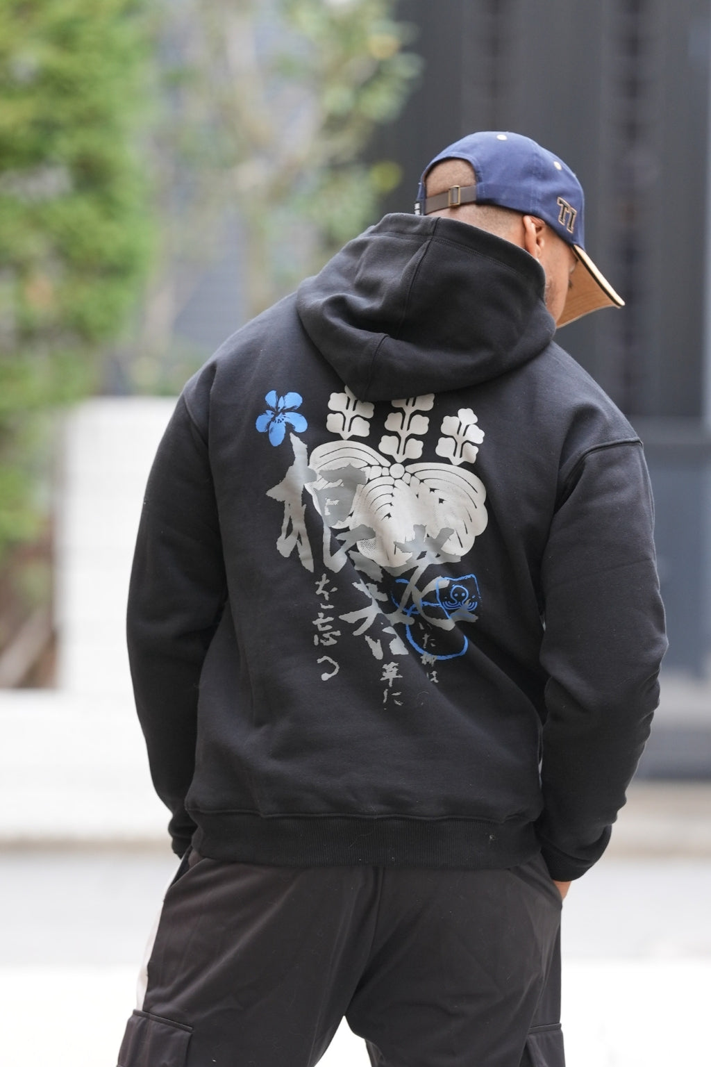 Hoodie Kamon - Black & Blue