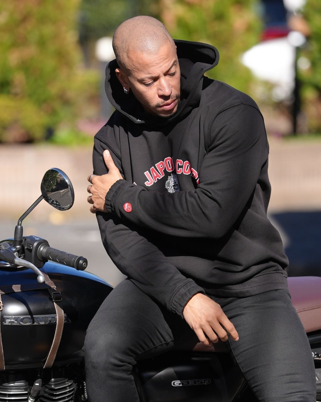 Hoodie Neo Samourai Noir - NOUVELLE COUPE